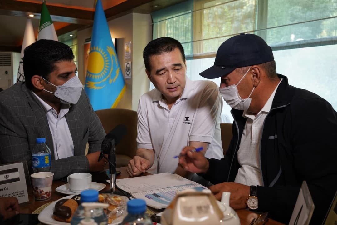دیدار و نشست B2B فعالان اقتصادی گلستان با هیات تجاری سرمایه گذار جمهوری قزاقستان